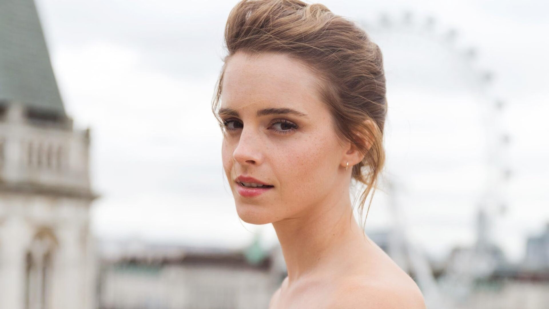 以足球为主题的文化旅游项目成为地方新名片,以足球为主题的活动