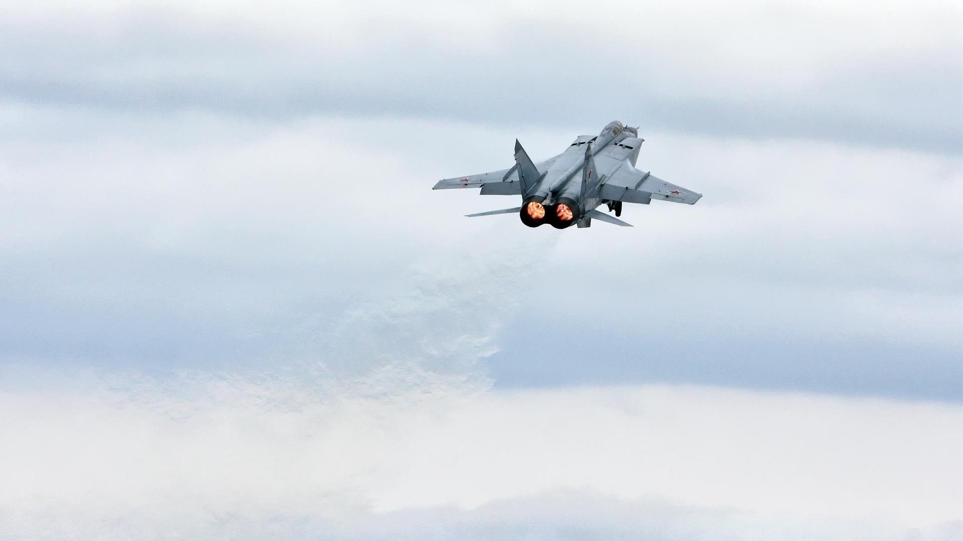 中国 basketball 女篮年轻核心球员领袖气质发展研究，中国女篮球队员身高一般多少